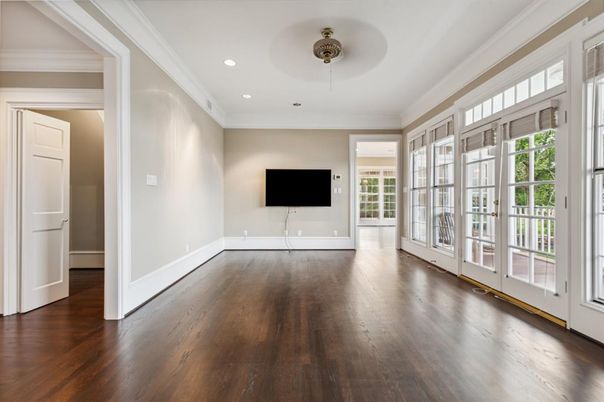 Empty room, Interior, Recessed Lighting, Wood Texture Flooring