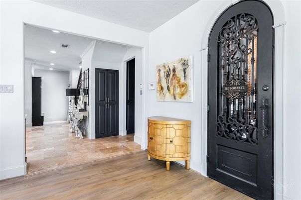 Interior, Recessed Lighting, Wine Storage, Wood Texture Flooring