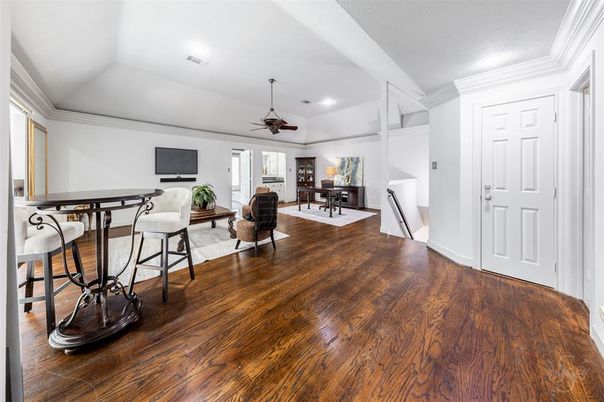Dining room, Interior, Living room, Recessed Lighting, Wood Texture Flooring