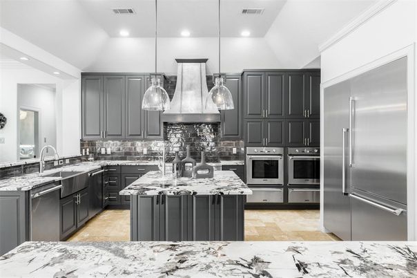 Interior, Kitchen, Pendant Lights, Recessed Lighting, Stainless Steel Appliances