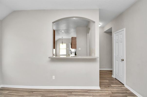 Interior, Pendant Lights, Recessed Lighting, Wood Texture Flooring