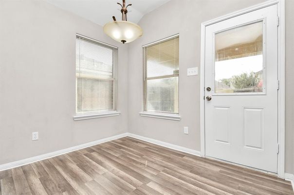 Empty room, Interior, Pendant Lights, Wood Texture Flooring