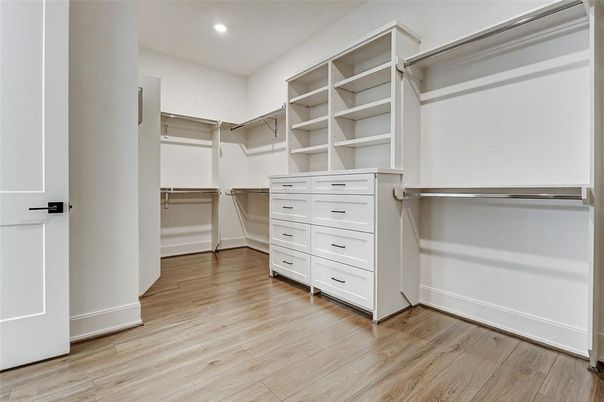 Interior, Recessed Lighting, Walk-in Closets, Wood Texture Flooring