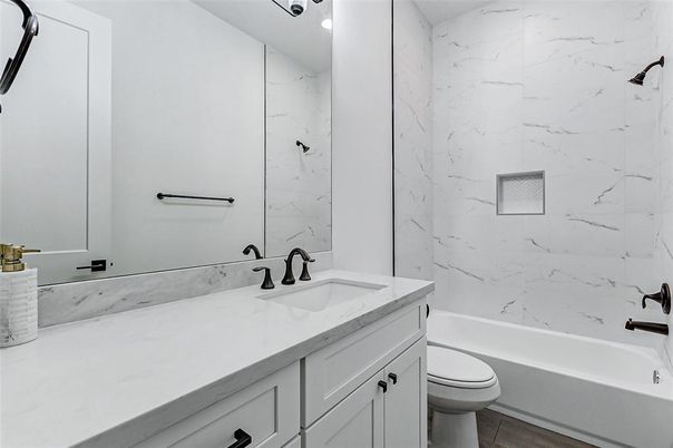 Bathroom, Interior, Marble Walls