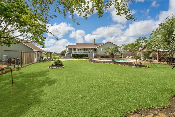 Backyard, Exterior, Pool