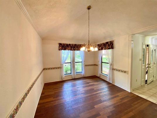 Empty room, Interior, Pendant Lights, Wood Texture Flooring