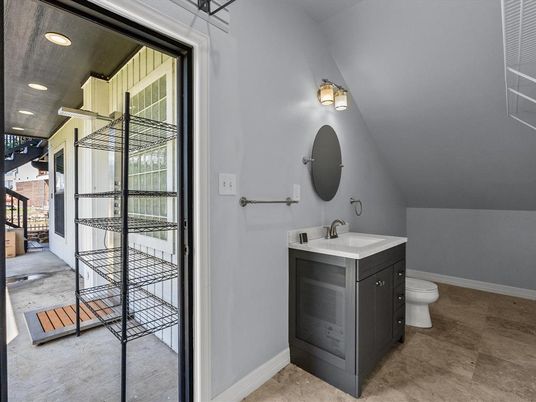 Bathroom, Interior, Recessed Lighting