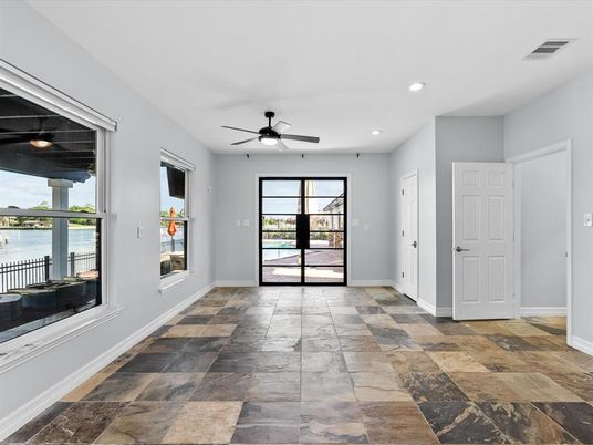 Interior, Recessed Lighting, Water
