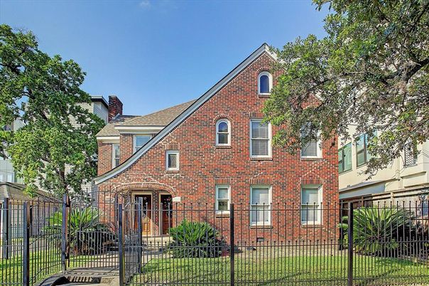 Exterior, Facade, Brick Facade, Brick Traditional
