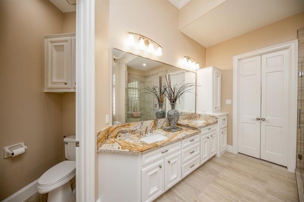 Bathroom, Dual Sink Vanities, Interior, Wood Texture Flooring