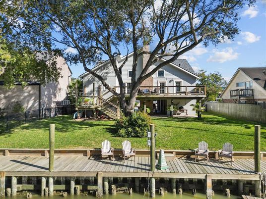 Backyard, Exterior, Lake