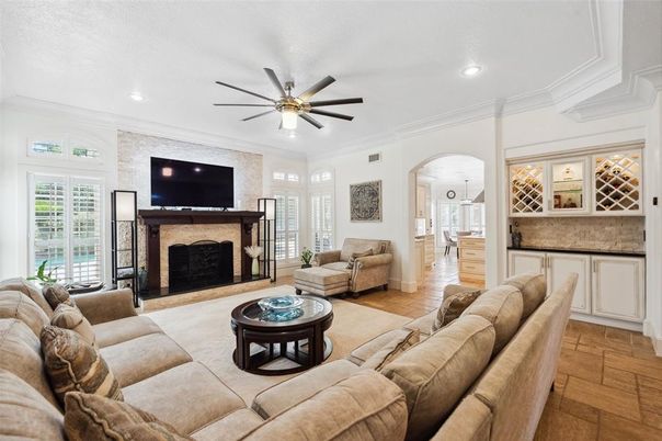 Fireplace, Interior, Living room, Pendant Lights, Recessed Lighting
