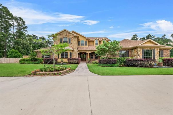 Backyard, Exterior, Facade, Brick Traditional