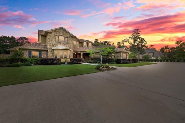 Backyard, Exterior, Facade, French Provincial
