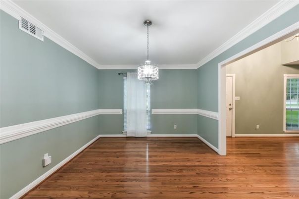 Chandelier, Empty room, Interior, Wood Texture Flooring