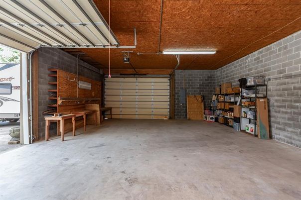 Garage, Interior, Stone Walls