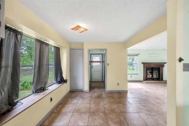 Empty room, Fireplace, Interior