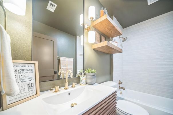 Bathroom, Interior