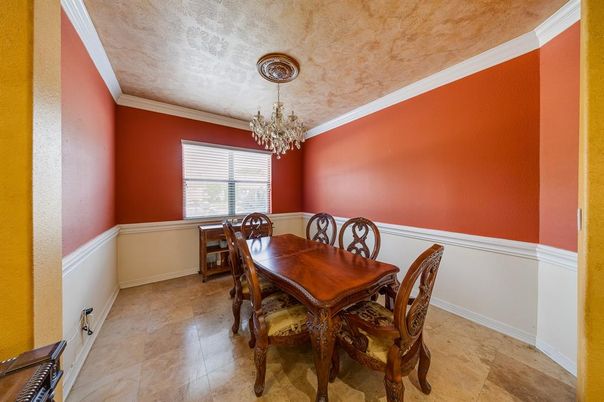 Chandelier, Dining room, Interior