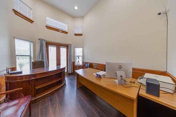 Home Office, Interior, Recessed Lighting, Wood Texture Flooring