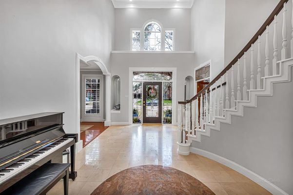 Interior, Piano, Recessed Lighting