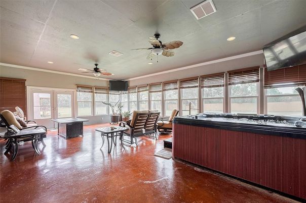 Hot Tub, Interior, Recessed Lighting