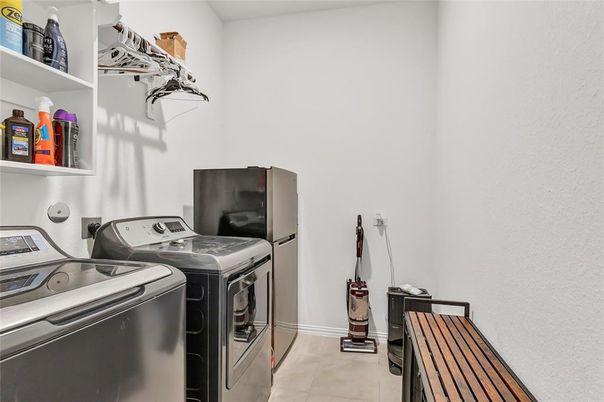 Interior, Washer