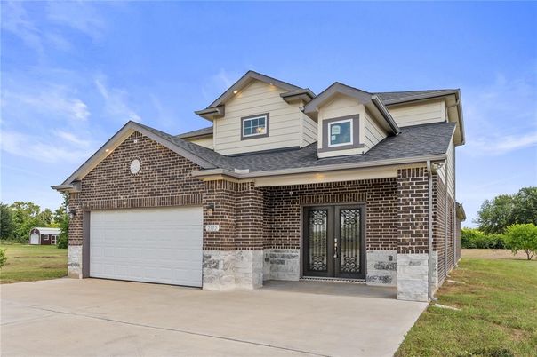 Attached, Exterior, Facade, Brick Facade, Brick Traditional