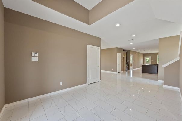 Empty room, Interior, Marble, Recessed Lighting