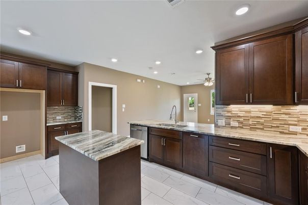 Interior, Kitchen, Marble, Recessed Lighting