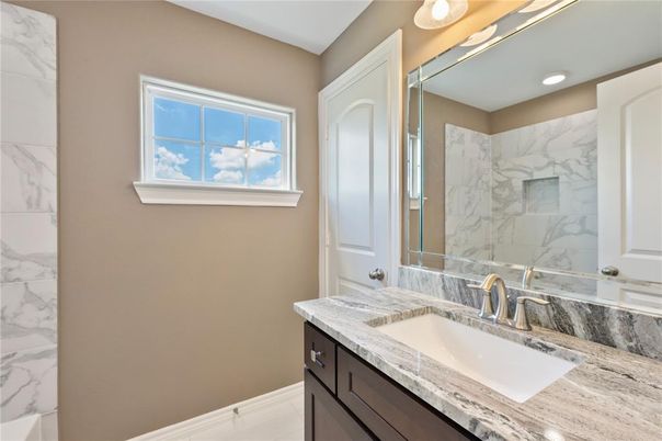 Bathroom, Interior, Marble Walls, Recessed Lighting