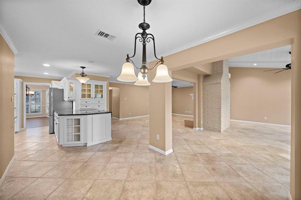 Chandelier, Empty room, Interior, Kitchen, Pendant Lights, Recessed Lighting