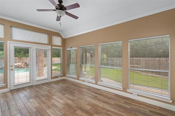 Empty room, Interior, Sun Room, Wood Texture Flooring