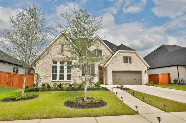 Attached, Exterior, Facade, Brick Facade, Brick Traditional