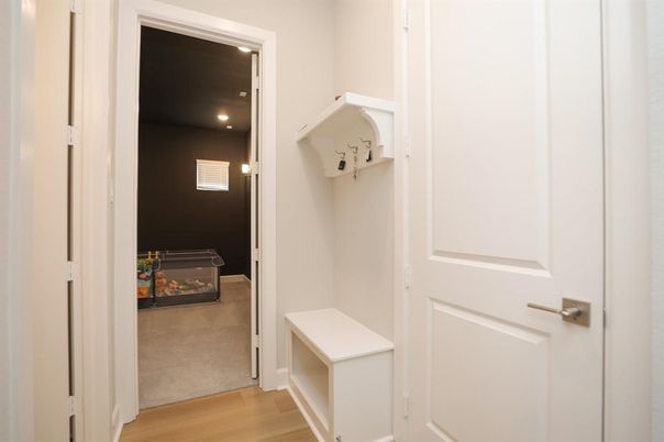 Interior, Recessed Lighting, Wood Texture Flooring