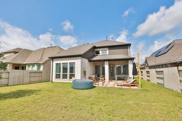 Backyard, Exterior, Hot Tub, Solar Panels