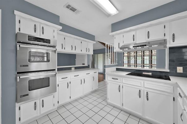 Interior, Kitchen, Stainless Steel Appliances