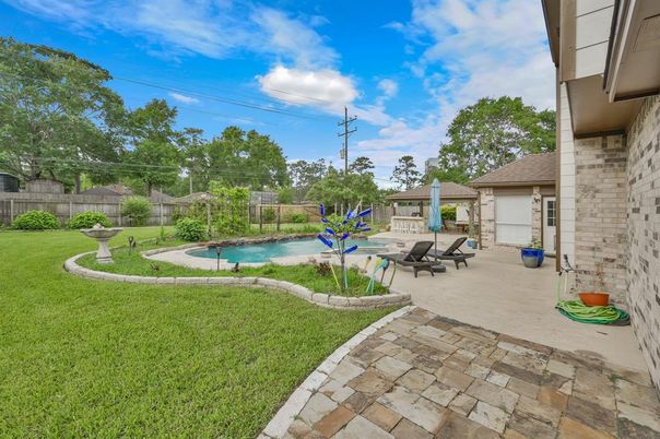 Backyard, Exterior, Pool