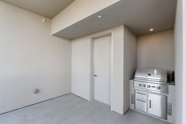 Interior, Recessed Lighting