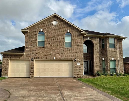 Attached, Exterior, Facade, Brick Facade, Brick Traditional