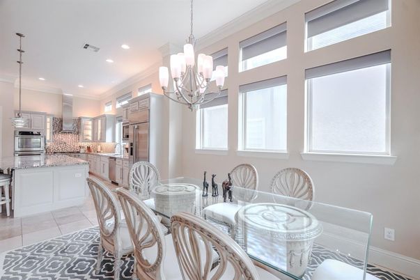 Chandelier, Dining room, Interior, Kitchen, Pendant Lights, Recessed Lighting, Stainless Steel Appliances
