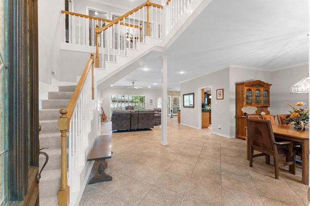 Dining room, Interior, Living room, Recessed Lighting