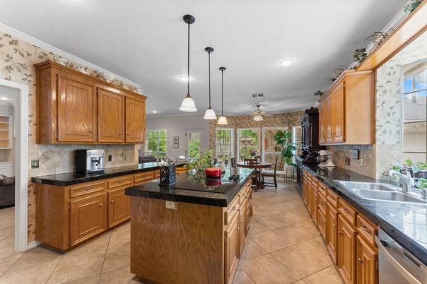 Dining room, Interior, Kitchen, Pendant Lights, Recessed Lighting