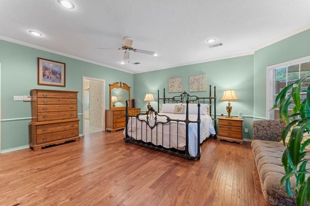 Bedroom, Interior, Recessed Lighting, Wood Texture Flooring