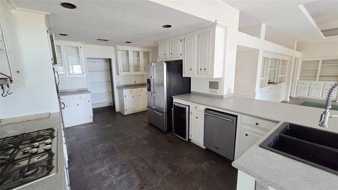 Interior, Kitchen, Recessed Lighting