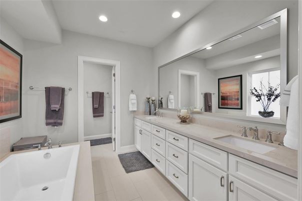 Bathroom, Dual Sink Vanities, Interior, Recessed Lighting
