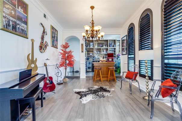 Chandelier, Interior, Piano, Wood Texture Flooring