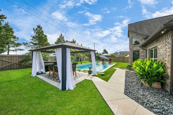 Backyard, Exterior, Pool