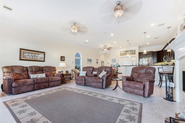 Interior, Kitchen, Living room, Pendant Lights, Recessed Lighting