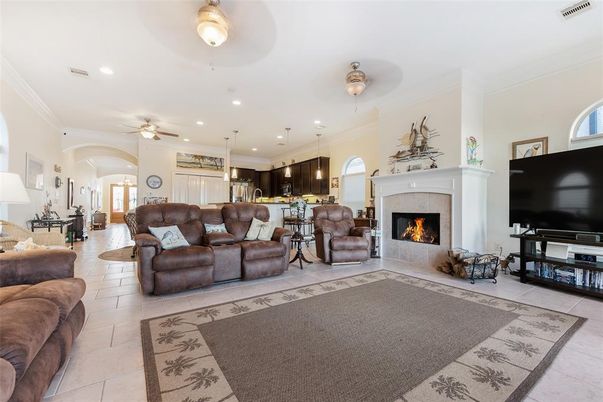 Fireplace, Interior, Kitchen, Living room, Pendant Lights, Recessed Lighting
